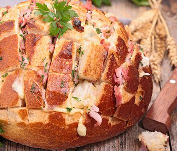 spoiltpig - Gammon recipe - Bacon, cheese and onion share bread